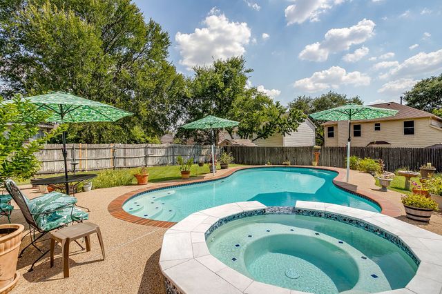 7425 Arcadia Trail, Fort Worth, TX 76137