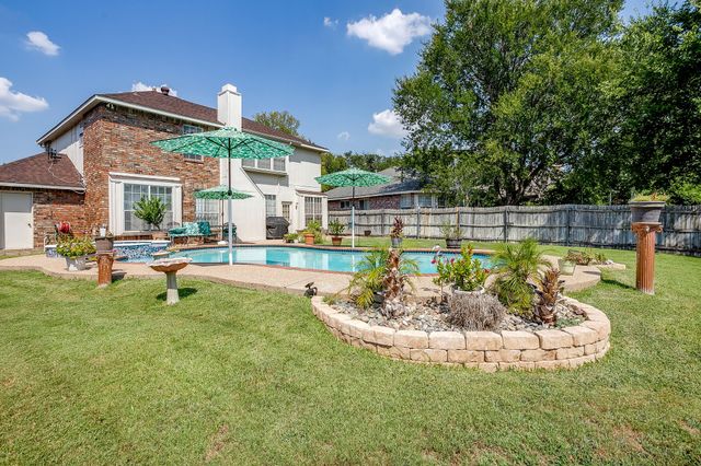 7425 Arcadia Trail, Fort Worth, TX 76137