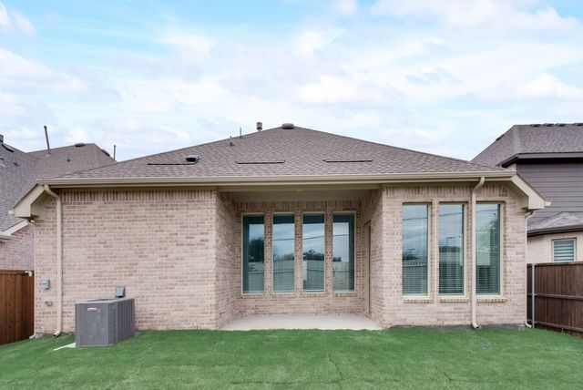 17166 Yellow Bells Drive, Dallas, TX 75252