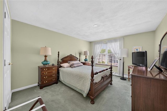 30 Nipmuc Trail A, North Providence, RI 02904