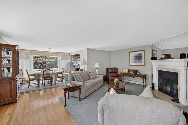 30 Nipmuc Trail A, North Providence, RI 02904