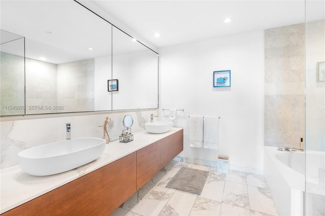 10201 Collins Avenue 605, Bal Harbour, FL 33154