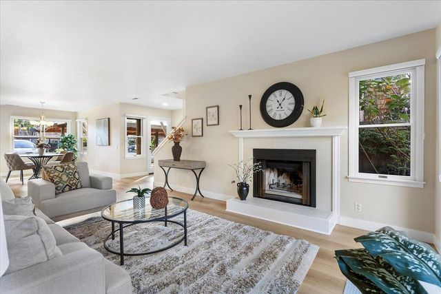 608 Centre Court, Alameda, CA 94502