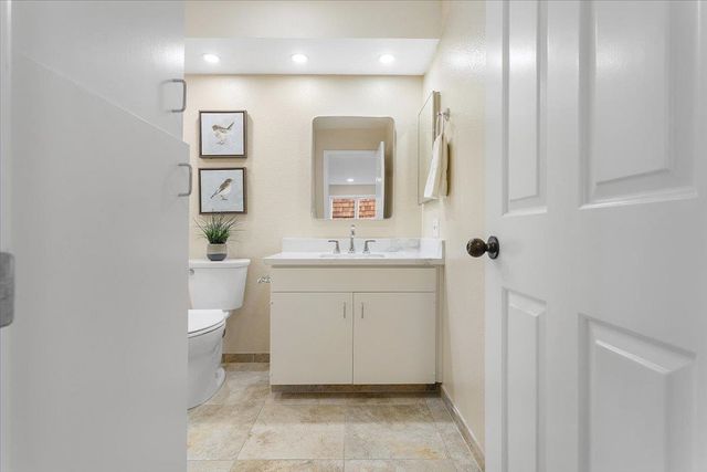 608 Centre Court, Alameda, CA 94502