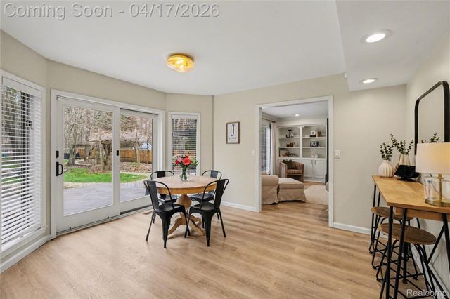 2228 Lost Creek Drive, Clayton Charter Township, MI 48433