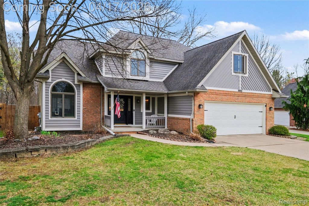 2228 Lost Creek Drive, Clayton Charter Township, MI 48433