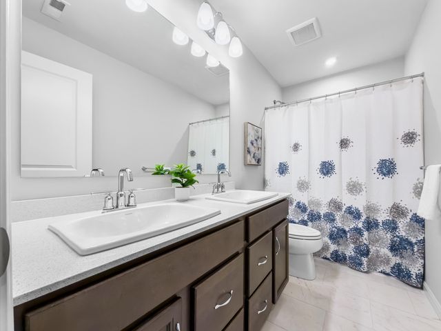 11048 Woodmont Way, Independence, KY 41051