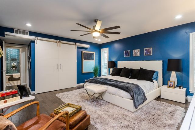 7818 Meadow Park Drive 216, Dallas, TX 75230