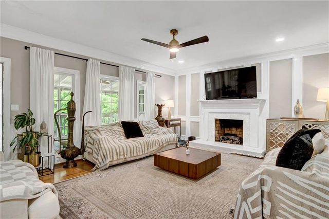 2710 Abbottswell Drive, Alpharetta, GA 30022