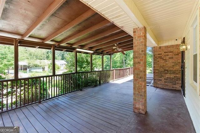 5725 MACEDIN Drive, Douglasville, GA 30135