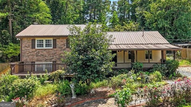 5725 MACEDIN Drive, Douglasville, GA 30135