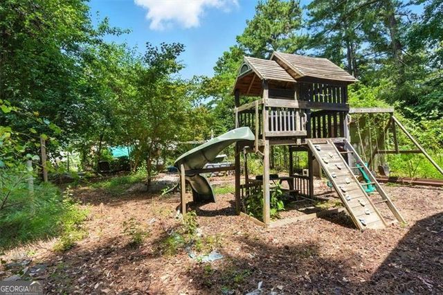 5725 MACEDIN Drive, Douglasville, GA 30135