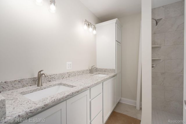 11289 Green Road, Atlas Township, MI 48438