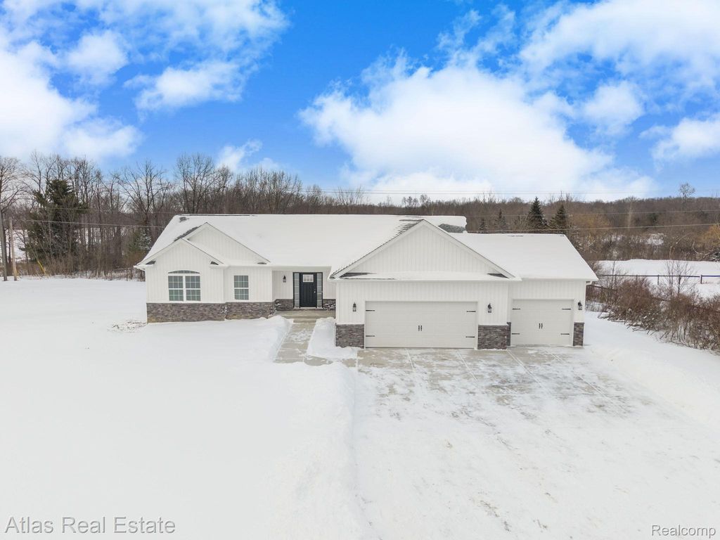 11289 Green Road, Atlas Township, MI 48438