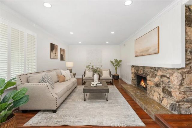 109 Laurelwood Ave, Placentia, CA 92870