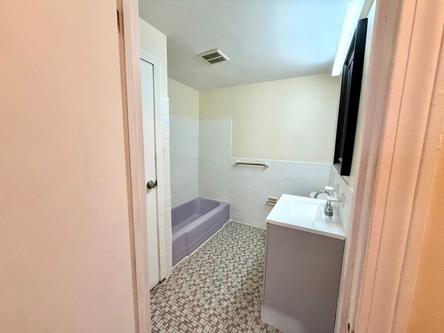 7 Cass Street 6, Boston, MA 02132