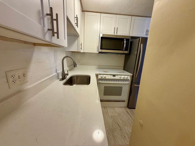 7 Cass Street 6, Boston, MA 02132