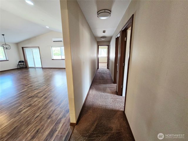 21 E Tall Timber Ln, Shelton, WA 98584