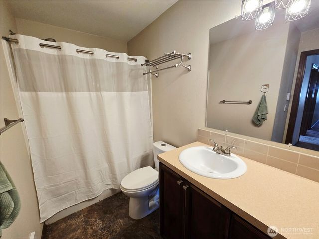 21 E Tall Timber Ln, Shelton, WA 98584