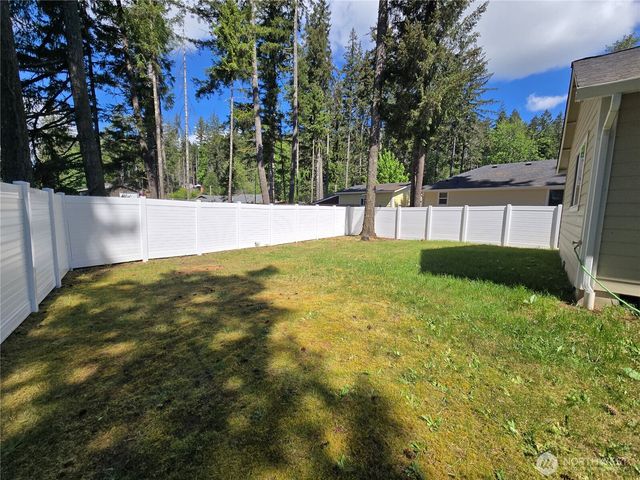 21 E Tall Timber Ln, Shelton, WA 98584