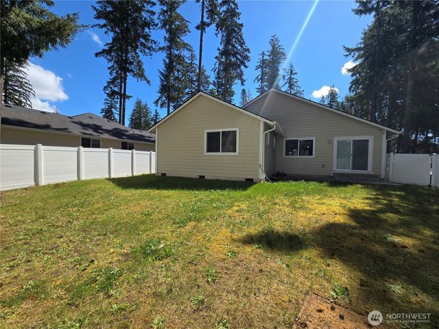 21 E Tall Timber Ln, Shelton, WA 98584
