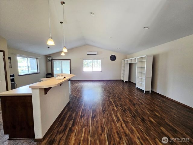21 E Tall Timber Ln, Shelton, WA 98584