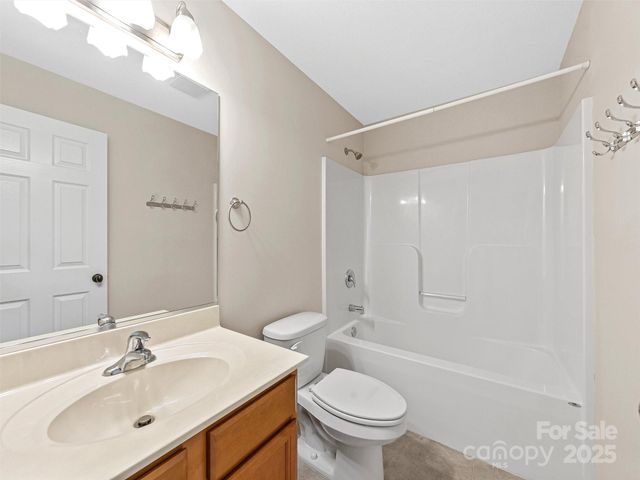 64 Marietta Street, Asheville, NC 28803