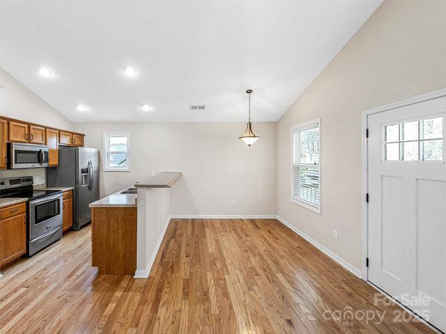 64 Marietta Street, Asheville, NC 28803