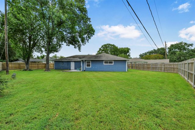 1125 Grace Street, Deer Park, TX 77536