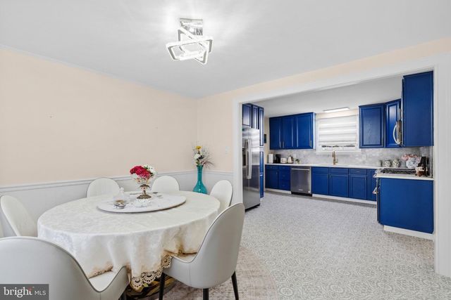 242 HENDRICKSON AVE, Beverly, NJ 08010