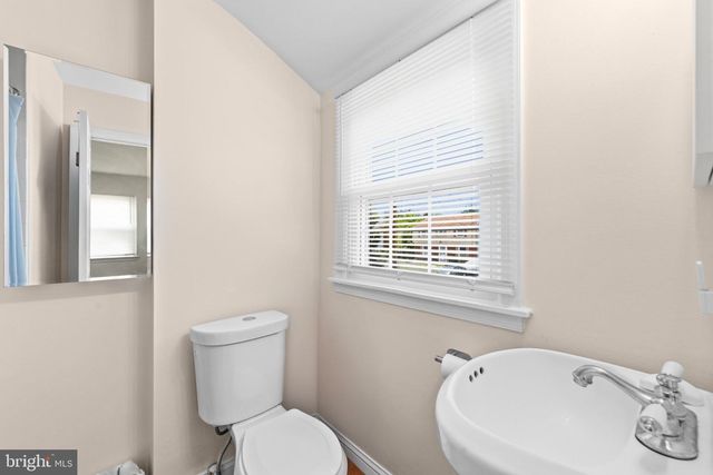 242 HENDRICKSON AVE, Beverly, NJ 08010