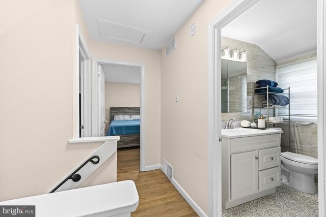 242 HENDRICKSON AVE, Beverly, NJ 08010