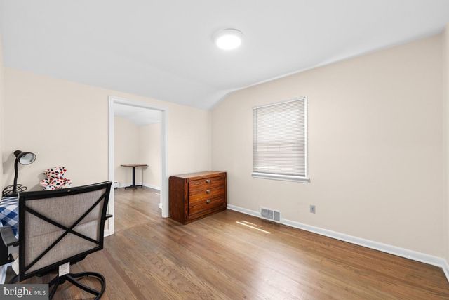 242 HENDRICKSON AVE, Beverly, NJ 08010