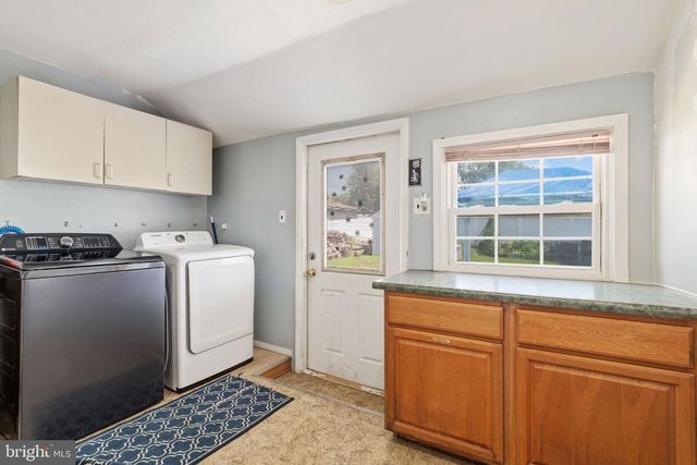 242 HENDRICKSON AVE, Beverly, NJ 08010