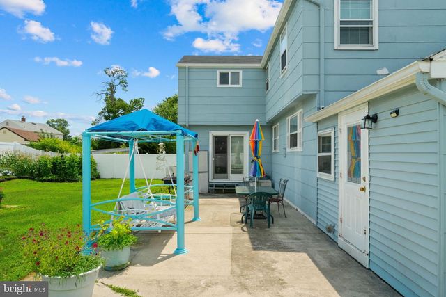 242 HENDRICKSON AVE, Beverly, NJ 08010