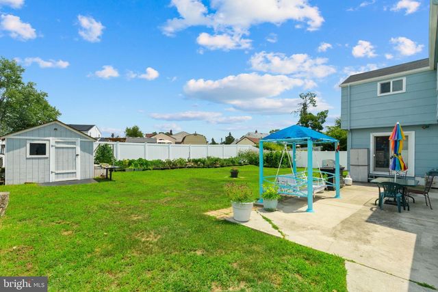 242 HENDRICKSON AVE, Beverly, NJ 08010