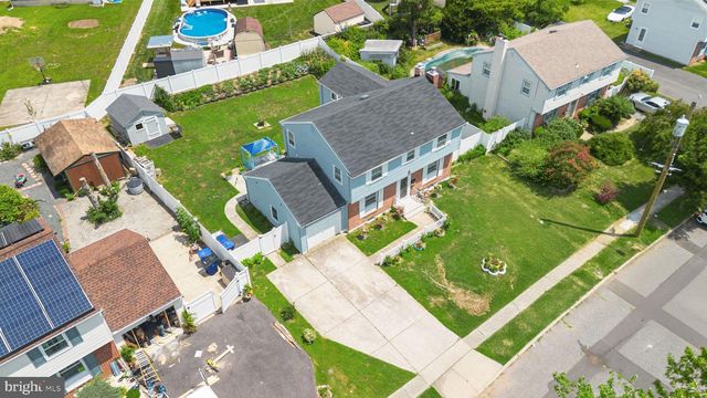 242 HENDRICKSON AVE, Beverly, NJ 08010