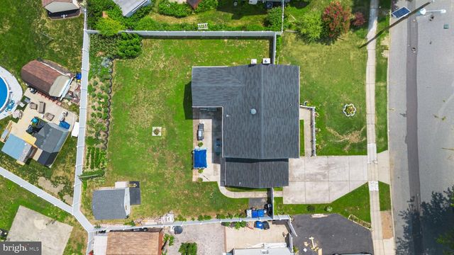 242 HENDRICKSON AVE, Beverly, NJ 08010