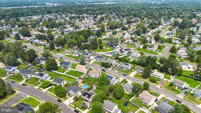 242 HENDRICKSON AVE, Beverly, NJ 08010