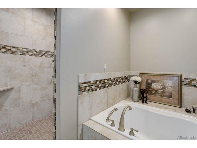 45425 Wolf Creek Dr, Bennett, CO 80102