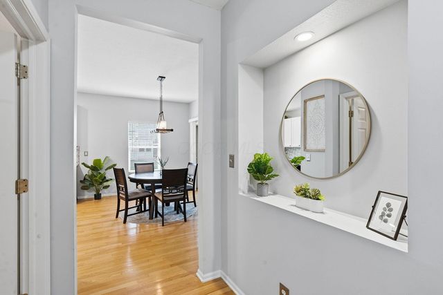 5985 Coventry Cross Lane, Hilliard, OH 43026