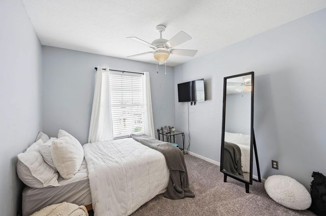 5985 Coventry Cross Lane, Hilliard, OH 43026