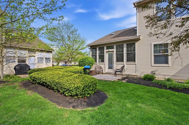5985 Coventry Cross Lane, Hilliard, OH 43026