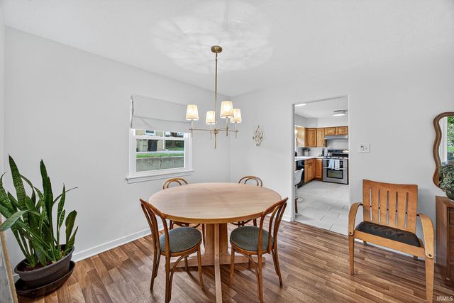 1345 E Victoria Street, South Bend, IN 46614