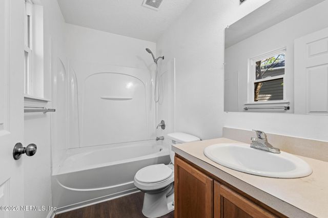 1470 WINDLE Street, Jacksonville, FL 32209