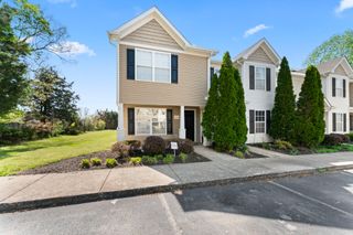 1303 Vermont Ct, Murfreesboro, TN 37130