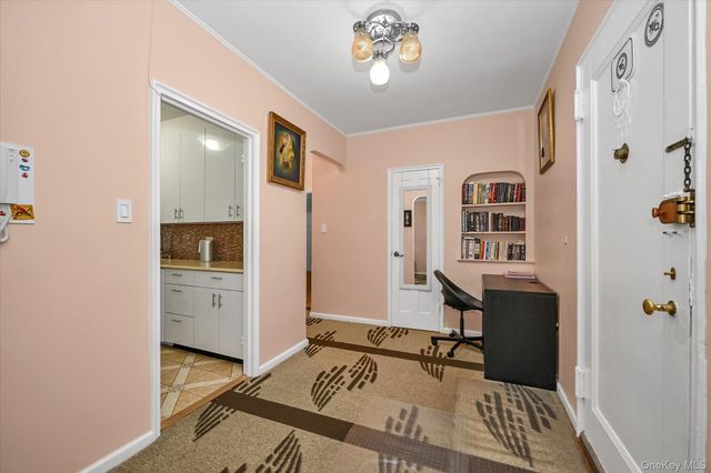 9941 64th Avenue E11, Rego Park, NY 11374