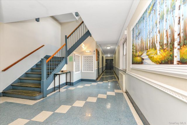 9941 64th Avenue E11, Rego Park, NY 11374