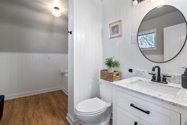 103 E 7th St, Superior, WI 54880