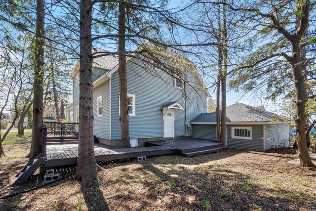 103 E 7th St, Superior, WI 54880